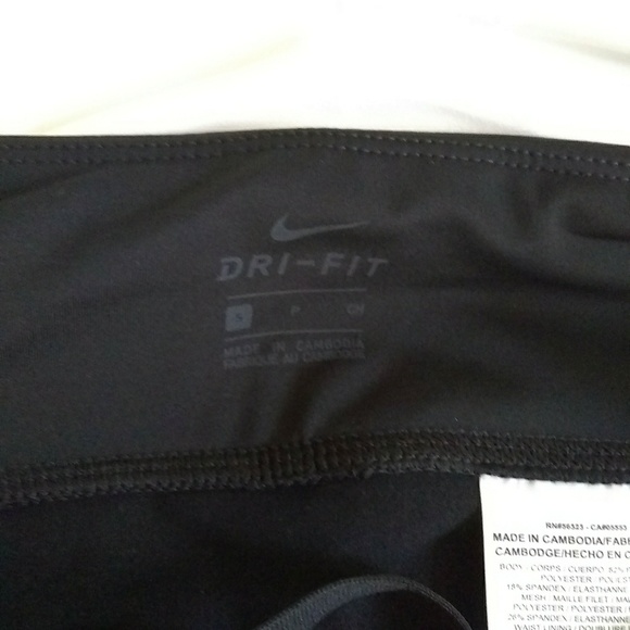 NWT Nike Epic Run Tight Fit Crops - Picture 3 of 5